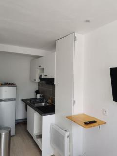 Location studio à courte durée - Corbeil-Essonnes - 0
