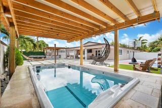 Peaceful Rental Retreat in Miami Jacuzzi, BBQ L25 - 0