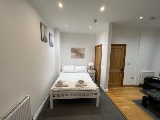 rooms close to central london 2 - 2