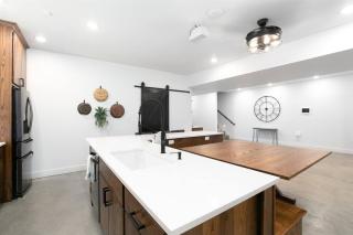 38-Acres of Luxury: 9BR, Indoor Pool, Gym, Near ND - 7