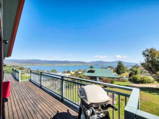 Rainbows in Jindabyne - Jindabyne - 8