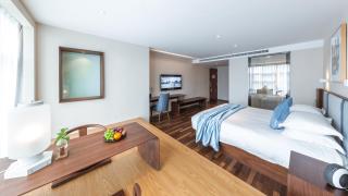 Pagoda Hotel Hangzhou West Lake Wulin - City Center and Family Friendly - 6