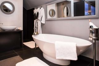 The Exhibitionist Hotel - London - 6