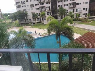 Affordable Tagaytay Monteluce 2 BR Loft with pool 32 - 7