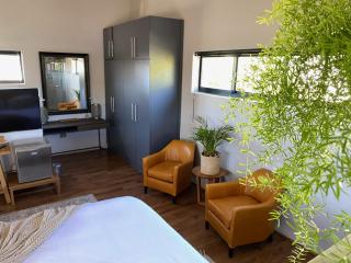 Valley View - 4