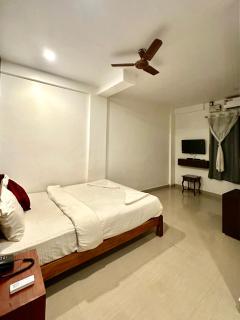 Hotel Baga Bay 200 Meters From Baga Beach - Baga - 8