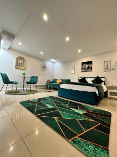 Luxury Studio Apartment - Harrow on the Hill - 0