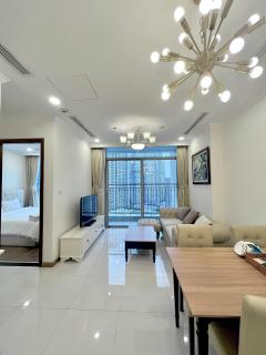 LUNA Apartment- Vinhomes Central Park - Ho Chi Minh - 2