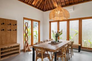 Charming 6 Bedrooms villa Cinta & villa Kembali - Kerobokan - 6
