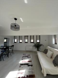 Jois Apartments Periam - - 0