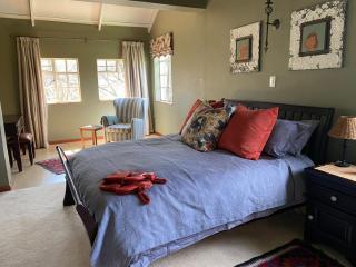 The Browns' Luxury Suites & Cottage - 7