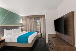 Comfort Suites Vero Beach I-95 - Vero Beach - 3