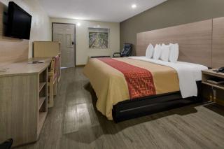 Rodeway Inn - Elkton - 3