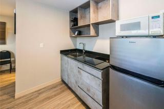Econo Lodge Inn & Suites - Pincher Creek - 4