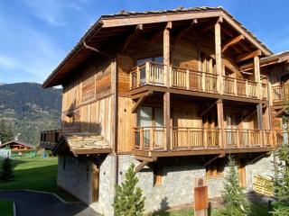 Chalet familial avec SPA et sauna à Courchevel, proche de la télécabine et des commodités. - FR-1-568-36 - Courchevel - 2