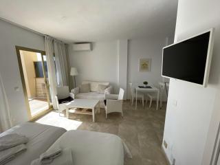 Estudio primera Linea 50 mtrs playa. Fibra 600Mb - Marbella - 3