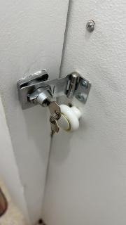 oNLY MALE GENDER ROYAL LUXURY PARTITION SMALL ROOM - 1