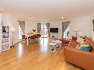 High Spec Modern Flat - Reading Centre - Free allocated Parking - Reading - 0