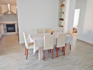 Apartman Kiki-udoban smještaj za 5 osoba na mirnoj lokaciji - Starigrad-Paklenica - 1