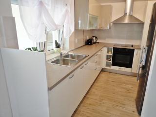 Apartman Kiki-udoban smještaj za 5 osoba na mirnoj lokaciji - Starigrad-Paklenica - 6