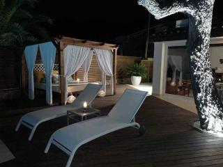 Estilo Mediterráneo a 200 m playa con piscina - 1