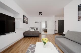 Comfy Studio Legnicka by Noclegi Renters - 2