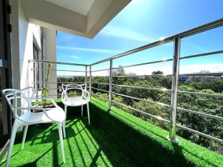 Midtown Executive Suites With Balcony, King Bed - Nakuru - 2