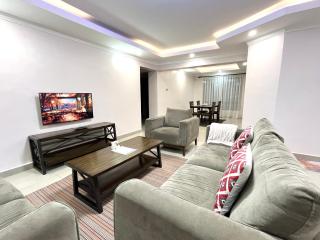 Midtown Executive Suites With Balcony, King Bed - 1