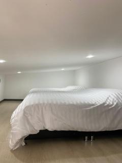 DONDE DUERME EL EMBAJADOR - 6