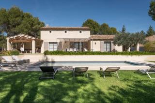 Bastide Blanche Villa with swimming pool and pétanque court in Lourmarin - Lourmarin - 4