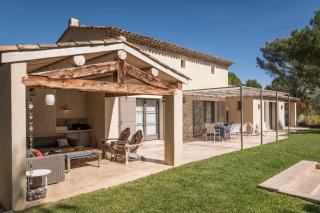 Bastide Blanche Villa with swimming pool and pétanque court in Lourmarin - Lourmarin - 6