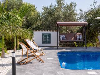 Cocoon Ocean Villa Luxury Escape - Peyia - 5