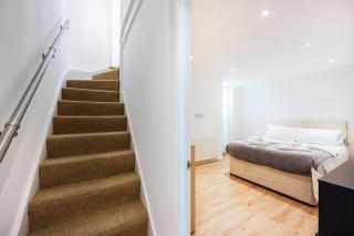 2BR Hideaway in Central Clerkenwell - 3