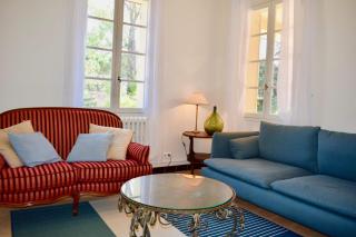 Family house 10 mn walking distance from Lourmarin - Lourmarin - 2