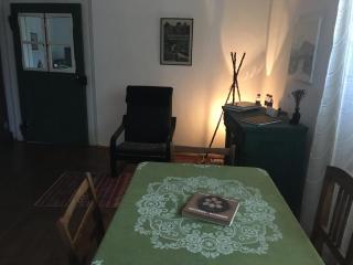GOOD PLACE - - 2