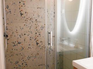 Appartement refait à neuf, cœur de ville, proche plage, animaux acceptés - FR-1-418-230 - Le Palais - 2