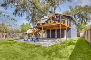 Willis Waterfront Home with Deck on Lake Conroe! - Willis - 9