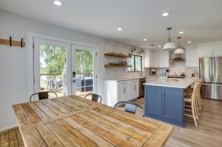 Willis Waterfront Home with Deck on Lake Conroe! - Willis - 4