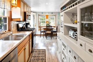 A Wave from it All: Swift's Beach Wareham - Wareham - 4