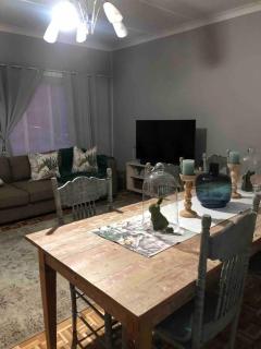 House Fynbos, 4 Bedroom house - Bloemfontein - 5
