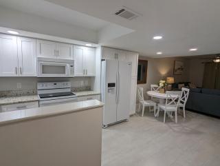 NEW condo! Just 15 min to Ft Myers and Sanibel beach! Great Location!! - 6