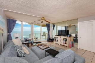 Daytona Beach Shores Ocean Front Balcony 2Beds 2BA King STE and 2Queens - Shores Club 805 - Daytona Beach Shores - 4