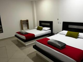 Hotel Laureles Park - 1