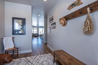 Rellerstone Bunkhouse with Air Conditioning - - Victor - 5