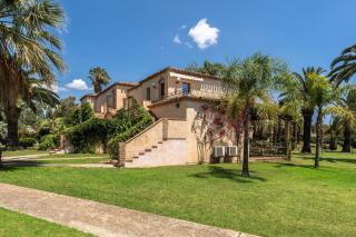 ISA-Residence with swimming-pool in Santa Margherita di Pula, apartments with air conditioning and private outdoor space at only 250 m from the beach - Santa Margherita di Pula - 1