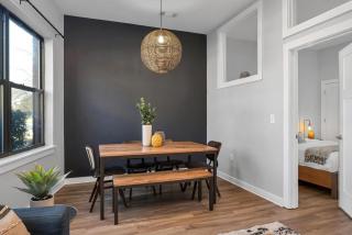 STYLISH 2 Bedroom 3 Bed Near Restaurants and Vandy - Nashville - 4