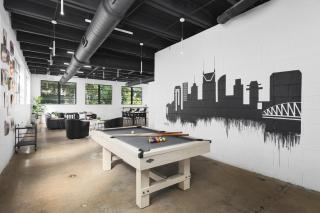 Rock n Row Warehouse HUGE Modern Unique Space - Nashville - 4