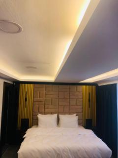 Continental Apartments - Konak - 8