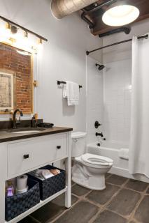 One-Of-A-Kind! Roll Up Garage Door-Pool, Speakeasy - Nashville - 3