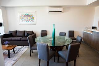 04063 New Deluxe Unit Signature Condominium US Consulate - 5